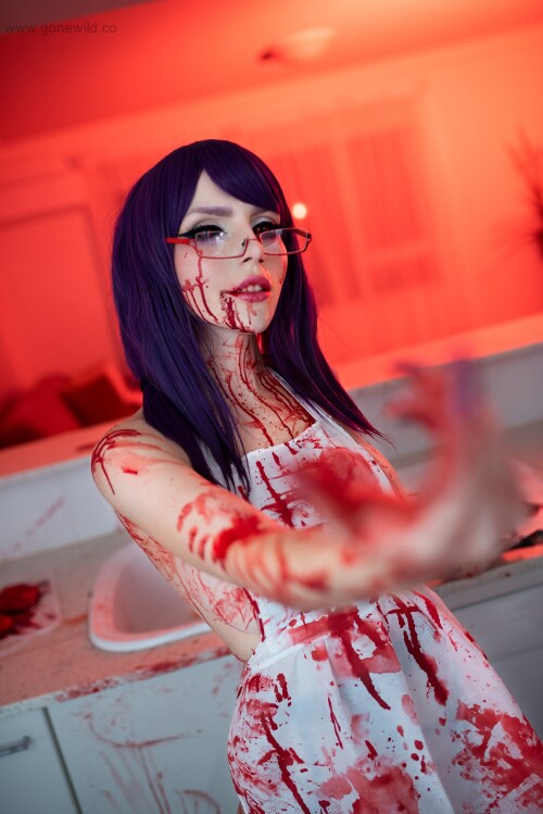 April 603f9c18fff118150f