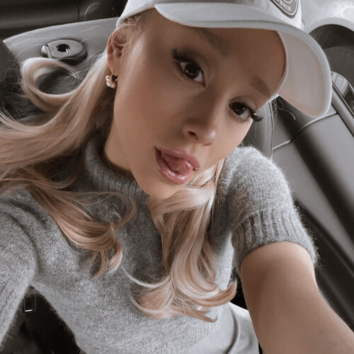 Ariana-Grande-Butera-R0469648bc7d80c795d5
