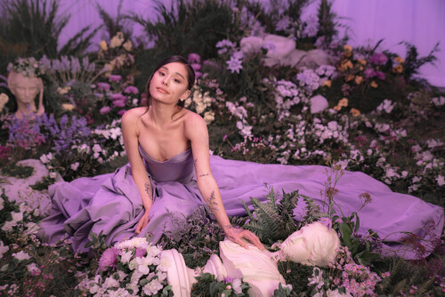 Ariana 021a0eaab17ca1147ac