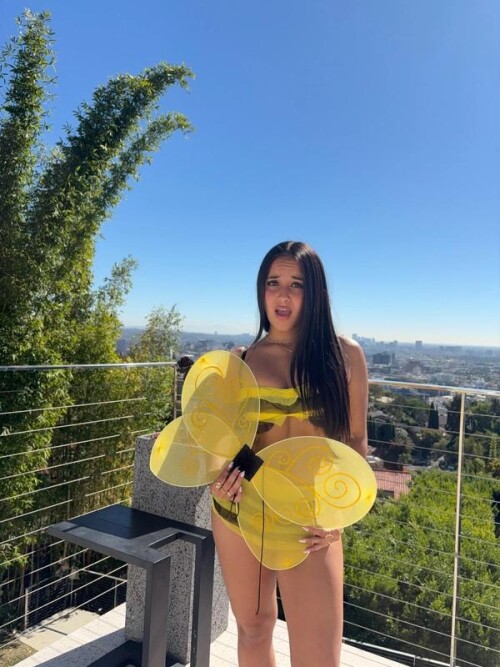 Ashley 4eade65899b67c414