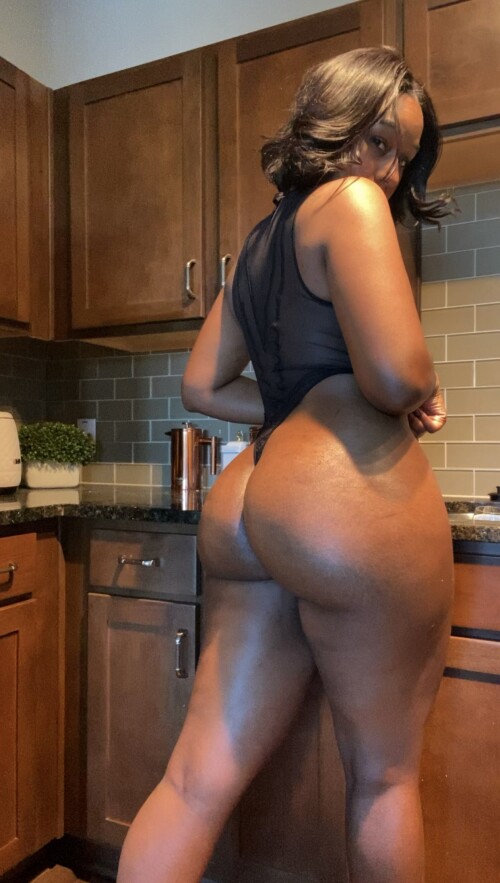 Ashli Nychole 96764e1bbc5017c02c