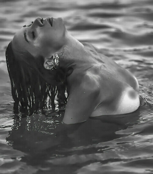 Asrin Bianchi ig asrnbianchi 13