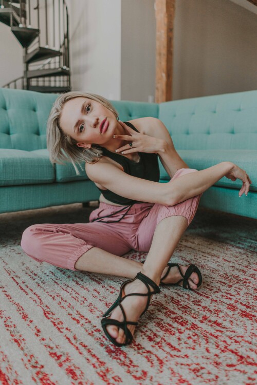 At-Home-Vogue-Photoshoot-with-Ashley-7e57d915d13bca87f.jpeg