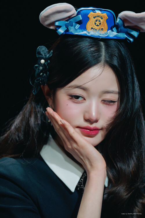 Ayano WonYoung 1887937011643990071 2eabec1bee73b67b4