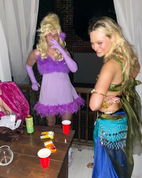 B0066278 1CA3 4512 9A35 7CC84A60D5AE