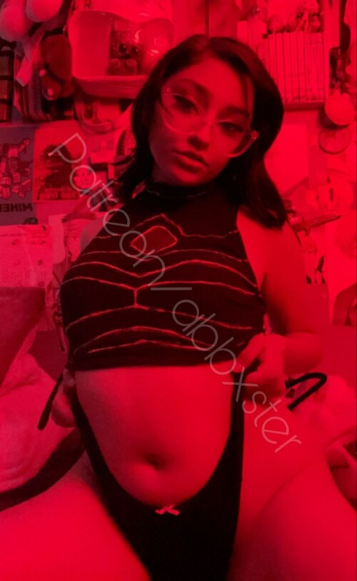 B0179FFC 8022 47B5 80FA D1B8D0E3C8C4