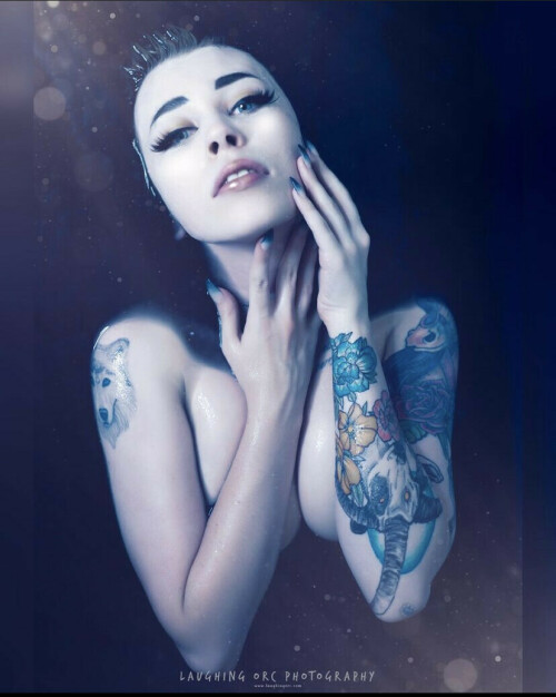 B130CD70 9886 423C 8CE9 DF9FF75534D4