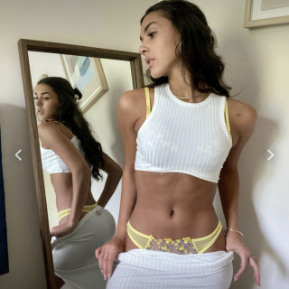 B26FA2E6-D6A5-4586-B7A7-5683D56547B7