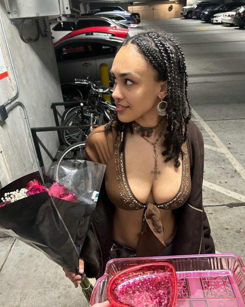 B295ECE2 AE99 4CC6 A74E 34933C1D2E53