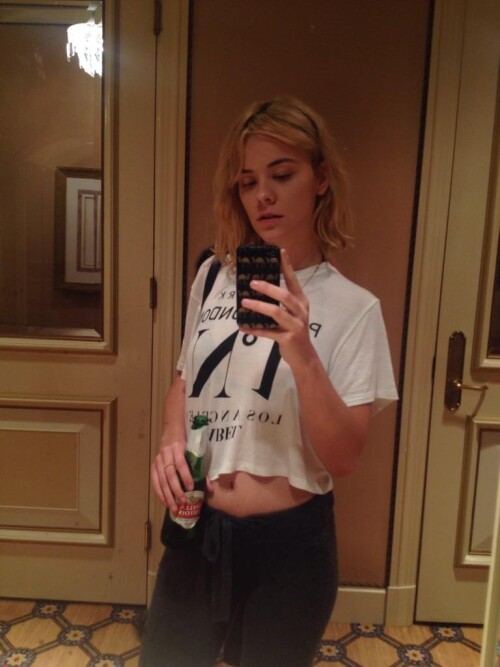 B2dS0ITCIAAxFir0a216823f4e2a6b5