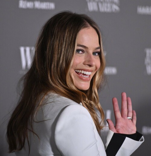 B3363798 C3D9 4158 B72D 6A6608210750