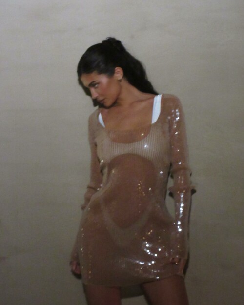 B3ADBA39 DCB7 4A29 AE42 D7AE8B3BE107