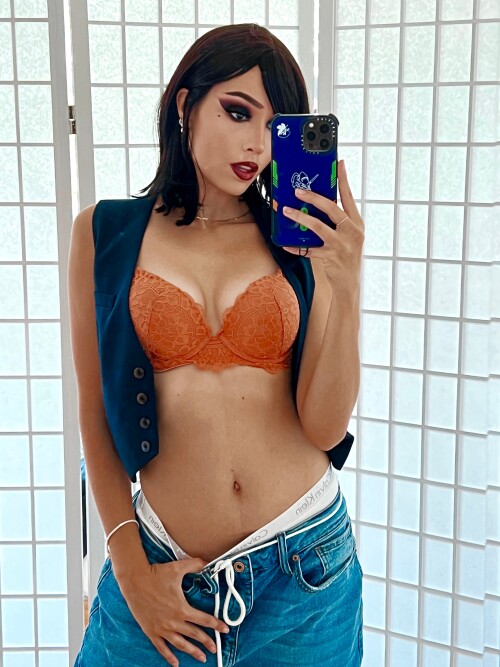 B433FFA5 9CE8 455E A929 7AE1D93A2AFE6aba81ffd8d3ba11