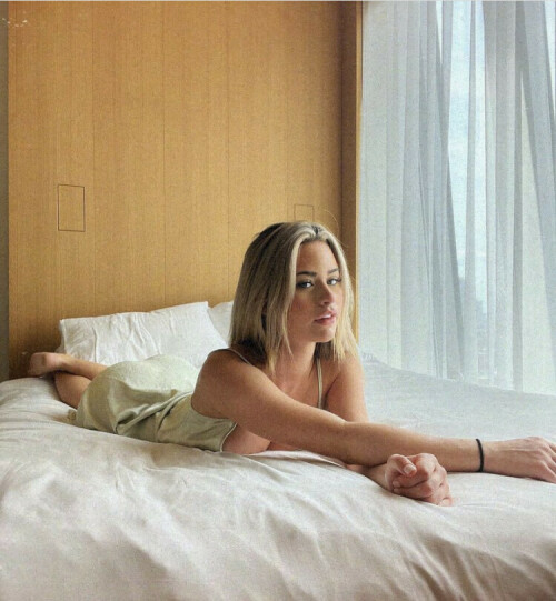 B4B7AAB7 FC64 4D53 AEC8 B5167296B00D