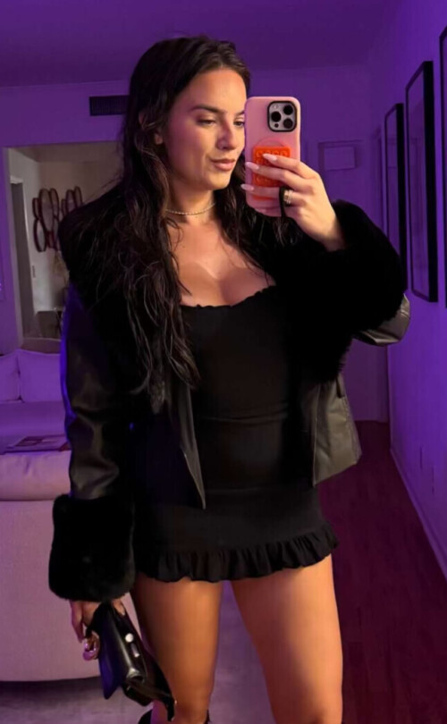 B6D59808 5F93 4FEC ABDC EF49580DE979a4b26c47b4c33d39