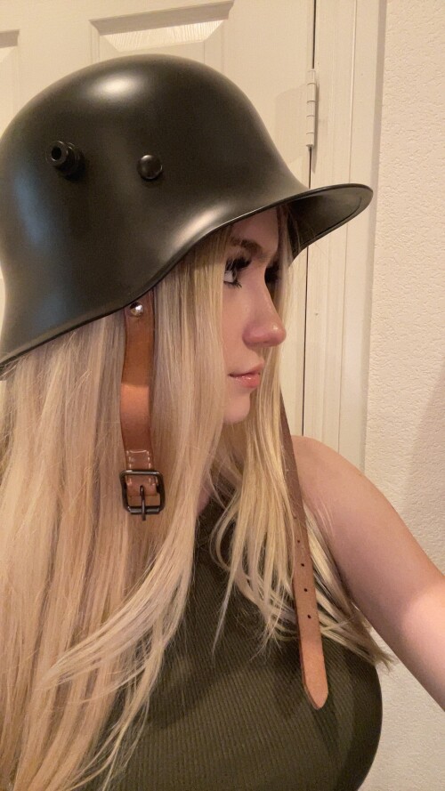 B6DECEDB D0AA 454D B39F 28E4128C27EC72c0517014d7636b