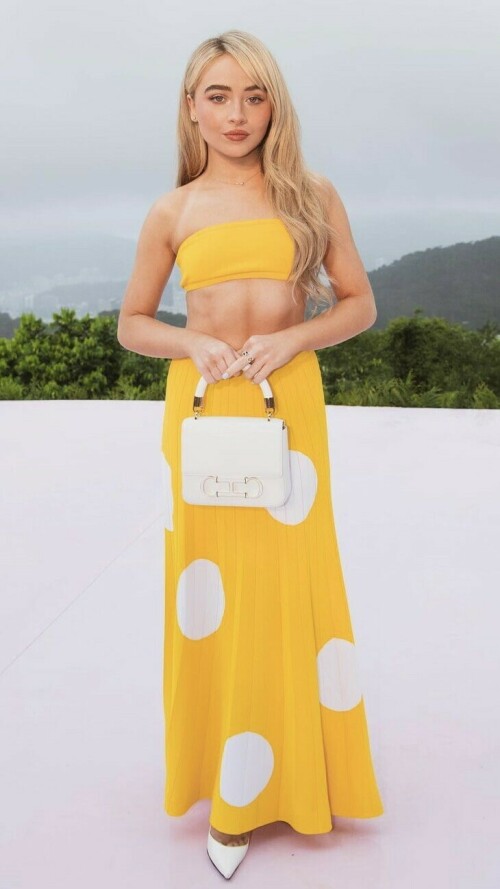 B793C6D4 D7FF 4EC0 9429 A3E75E5F3C71