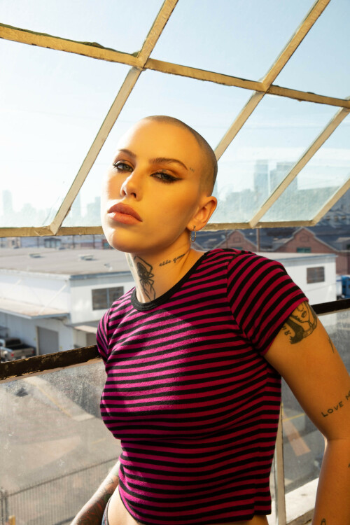 B92A147F 145D 486E BAB0 9D2B13B93483