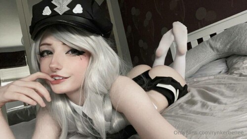 B974B32C FB16 4F35 B4C4 C638DDFBCB46