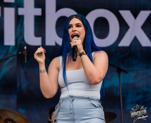 B9983539 03EE 4D9A 9B48 445DB80C0B63