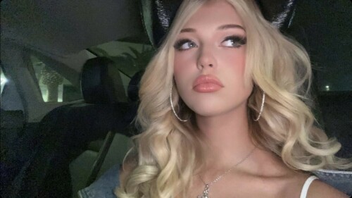 BCBCA41E 3567 4991 87ED 4BE96C33D690