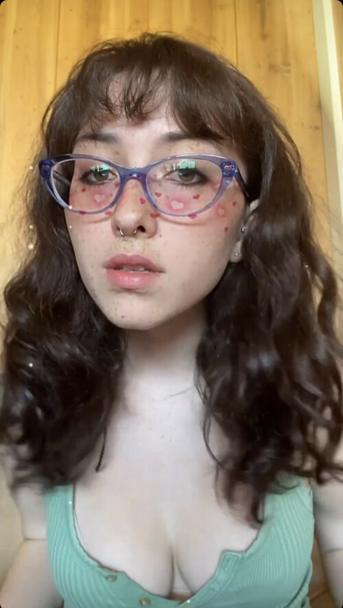 BD0EF12E 8CD4 4A7B A6C5 9B7EAE3C90E5