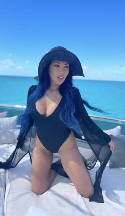 BE925224 E68C 426F A5B0 FE3B670FAEEB