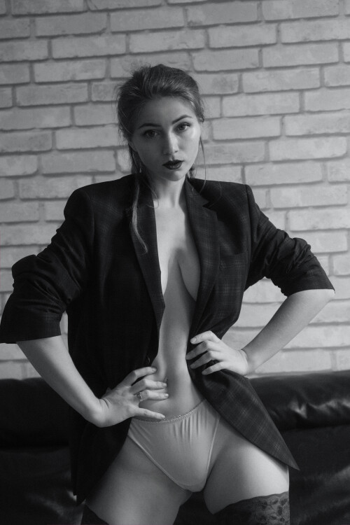 BELA18402f54d0a0e1dfe281