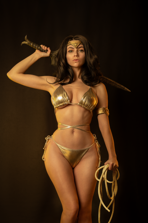 BELA225305x4156b9da1a268141