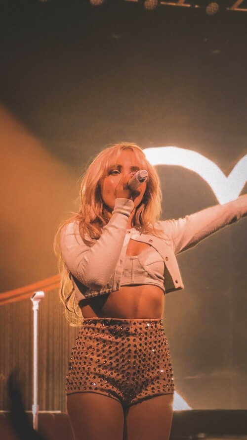 BF3942B4 6040 4A5D A634 EEFB924E5F6F