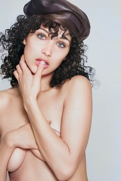 BFB6C6F6 DA64 48EC AE79 4E64DD1D22B3