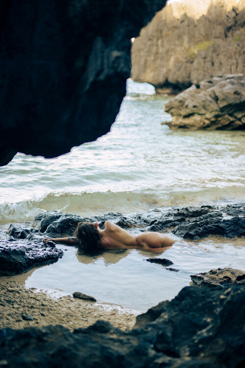 BK9I1050d1b5ee3f7b24ded2