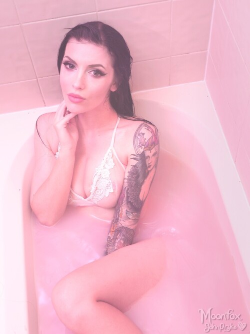Bath 166a568f417c26a79