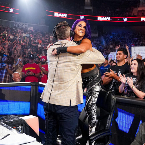 Bayley hugcc33be3714c18a07