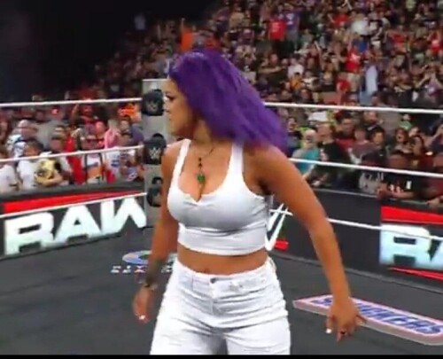 Bayley return 1d9a9528d6cb77752