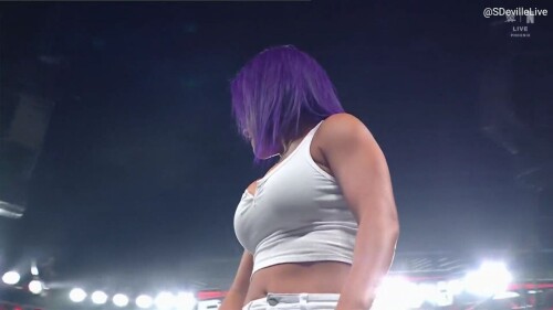 Bayley-return-53b3d65b7a49bff56.jpeg