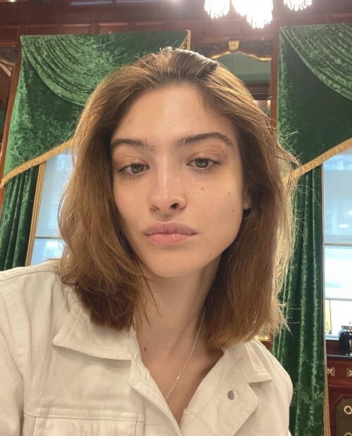 Beautiful Lera Abovaa284798ea8d03c92