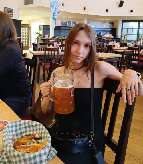 Beershoulders3ce4bb5d031bab8b