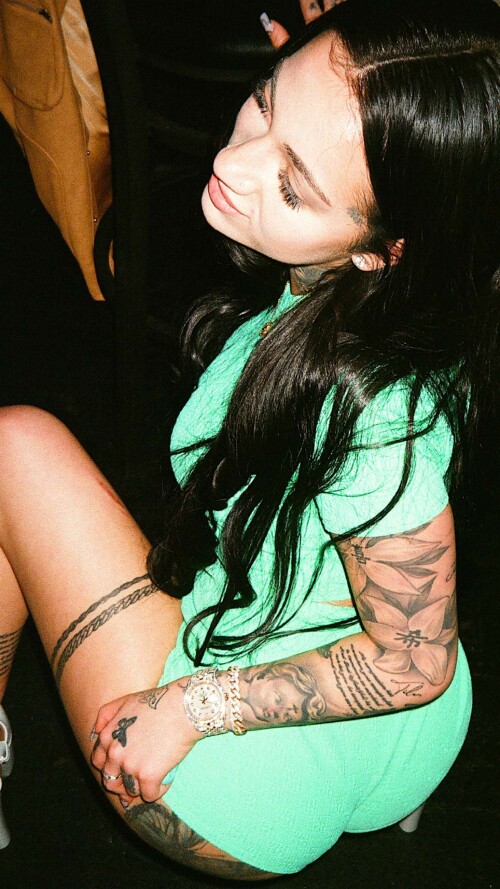 Bhad Bhabie 32ba9b9911f04f08b