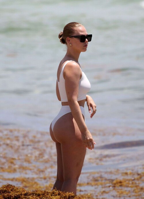 Bianca Elouise Ass 149f300f634a7324b4