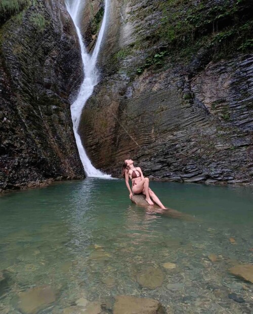 BitchAbsFUCKTits2724fb75212e0771c