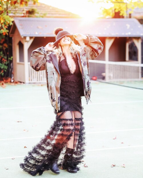 Black374 14c8ad165cbba3a9f