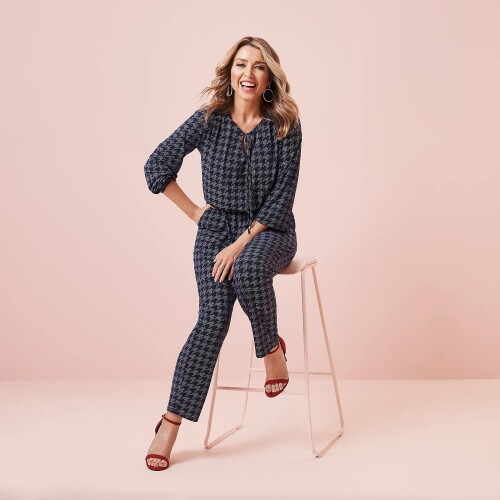 Black425 63e25bbba04bc783c