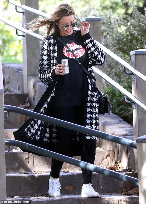 Black431 2787d3beb56663a8f