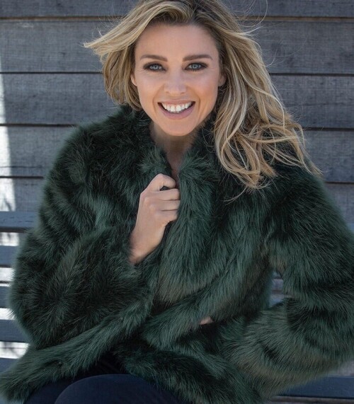 Black432 1669b659afadd32a4