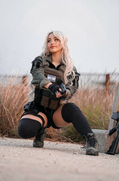 Blonde3485c43b8993f0f7d