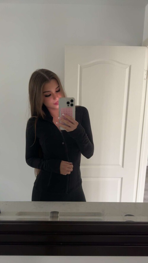 BraveDown.Com Brooke Monk Brookemonk Snapchat Sto 17090527537656bb50357591f9