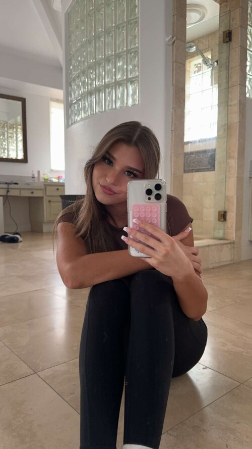 BraveDown.Com Brooke Monk Brookemonk Snapchat Sto 1709053342c1b700c43fd11f4d