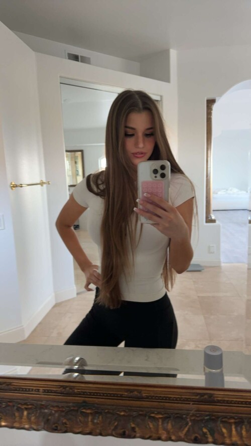 BraveDown.Com Brooke Monk Brookemonk Snapchat Sto 170923033458a3a0a1e79b2943