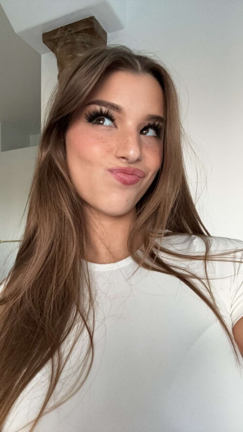 BraveDown.Com Brooke Monk Brookemonk Snapchat Sto 1709230346f4729d8fe7c09ec2